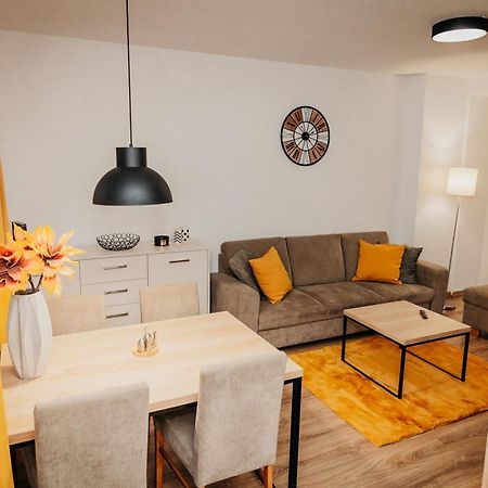 Old Town City Center Apartment 2 - Private Parking Included Košice Exteriér fotografie
