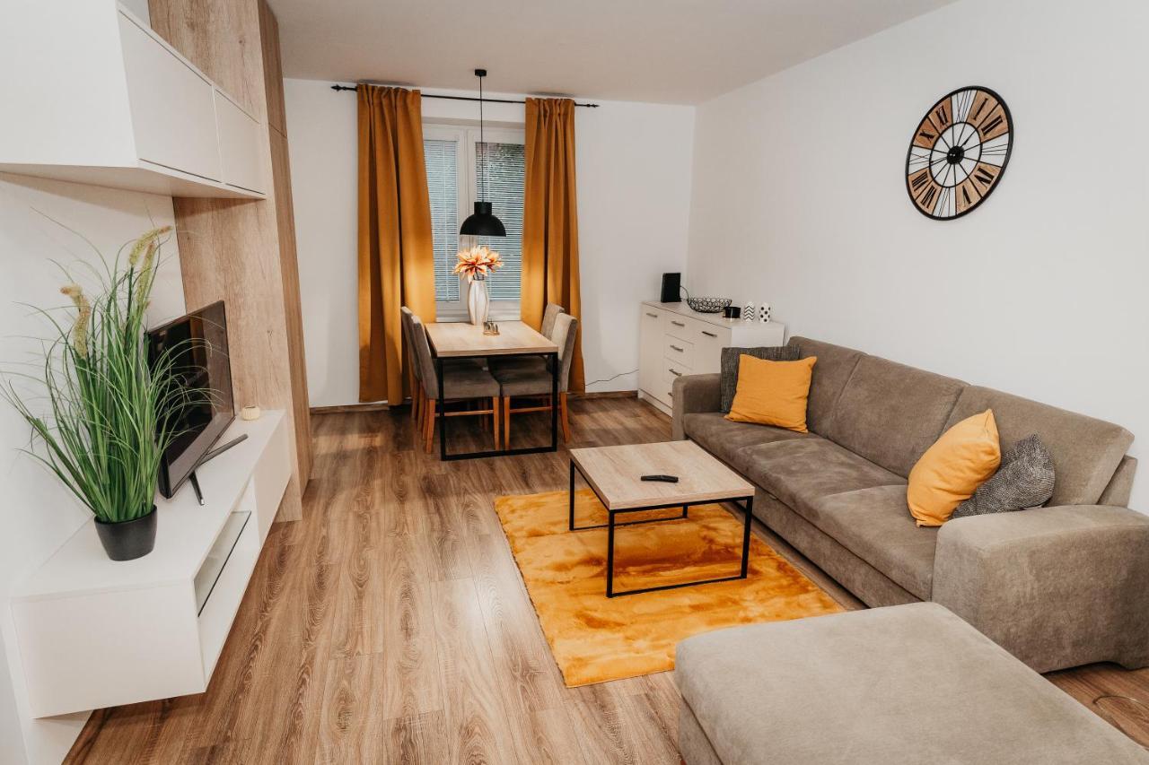 Old Town City Center Apartment 2 - Private Parking Included Košice Exteriér fotografie