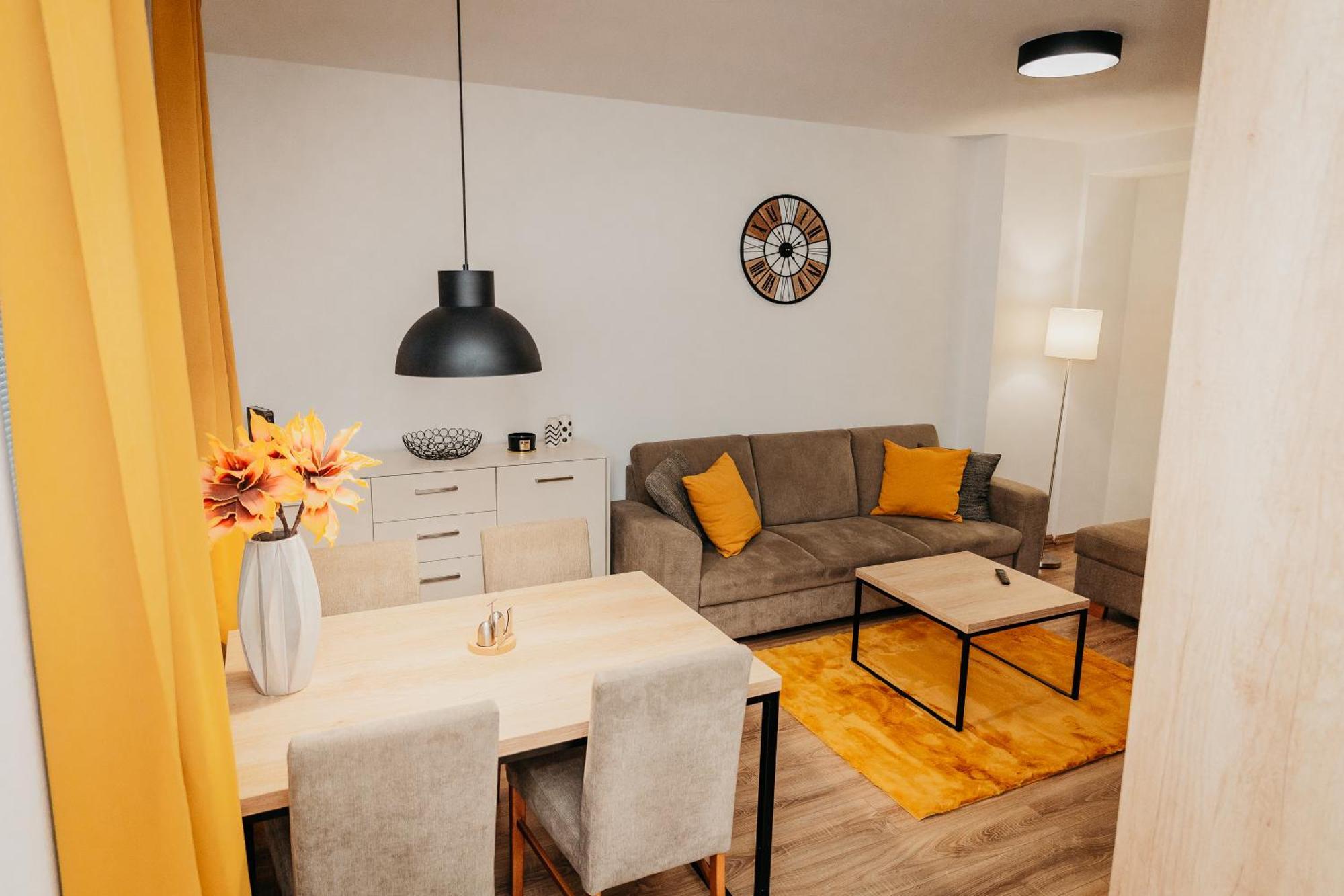 Old Town City Center Apartment 2 - Private Parking Included Košice Exteriér fotografie